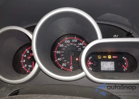 2010 Toyota Matrix S z USA, uszkodzony, nr VIN 2T1LE4EE1AC018475